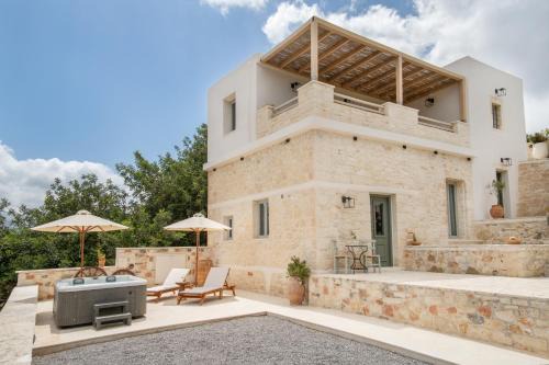 Amvikas suites-Sitia, by Comfortbnb