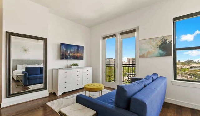 Amyfinehouse |Contemporary Studio Apt|Pool+Patio