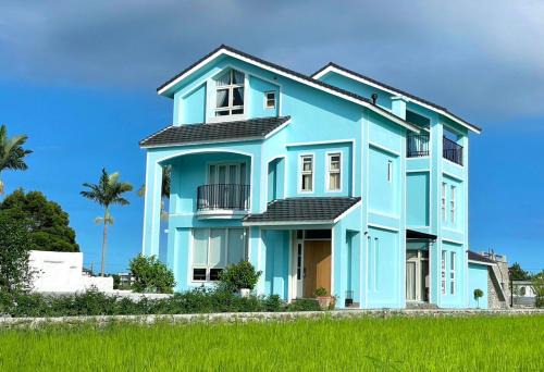 An Blue House