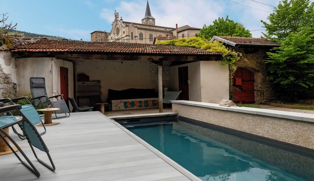 An exceptional house steeped in history to enhance your family memories