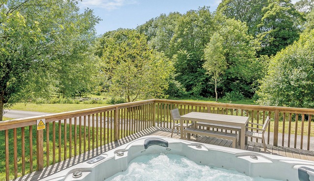 An extremely spacious two storey luxury lodge.