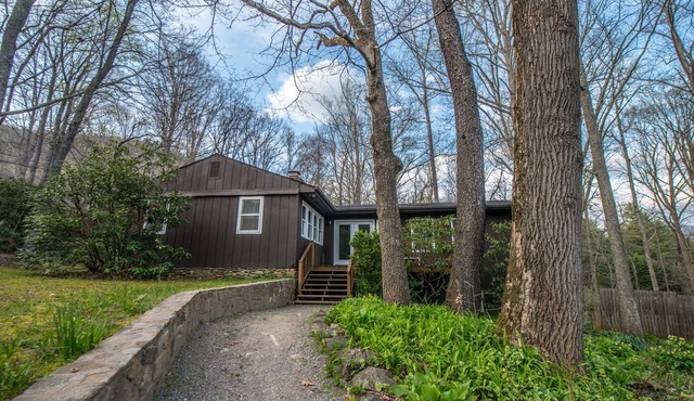 An original Black Mountain College cottage in a private wooded property