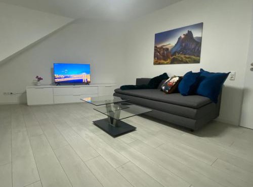 Anacoco Deluxe Home