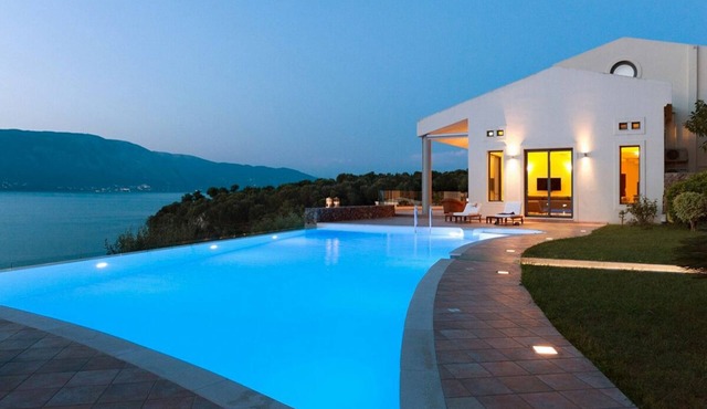 Ancatha Villa - Five Bedroom Villa, Sleeps 10