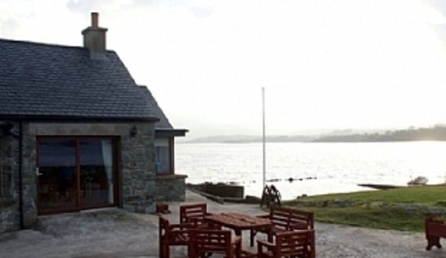 Anchor Cottage 2Bedroom, Sleeps 4-6, nr Tarbert, Kintyre, Strathclyde, Scotland