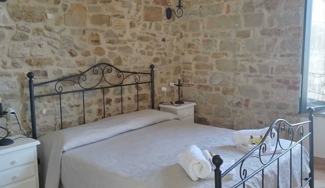 Ancient Aragonese Dwelling in the heart of the ancient village of Agropoli with sea view