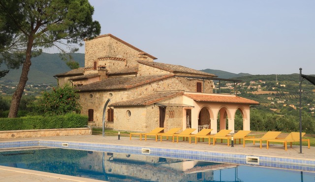 Ancient vacation home La Palombara