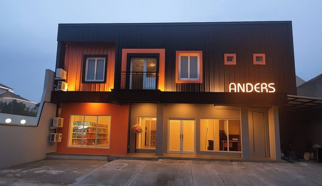 Anders Permata Millenium