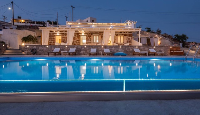 Anemi Suites