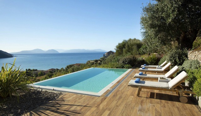 Anemos Luxury Villas