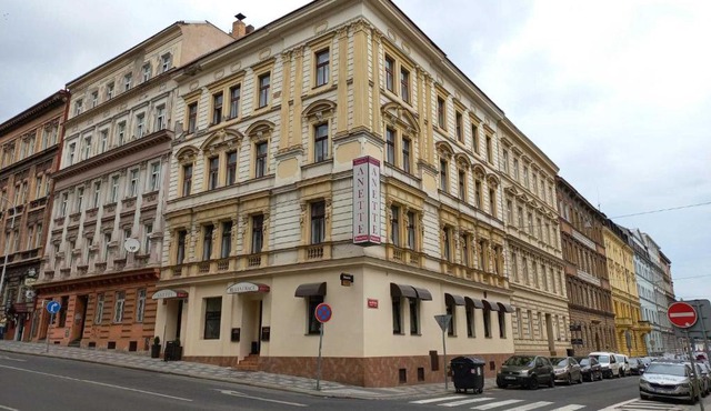 Anette Hotel