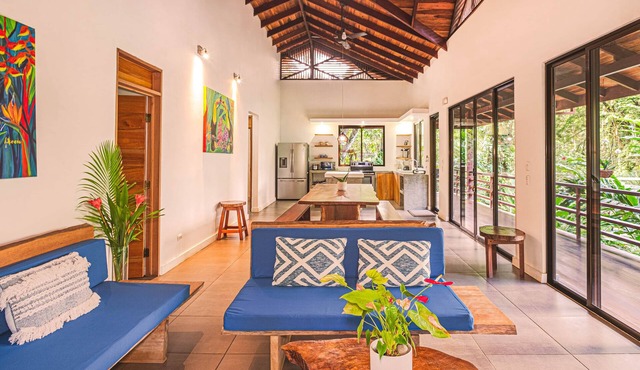 Angel: a fully equipped house surrounded by nature