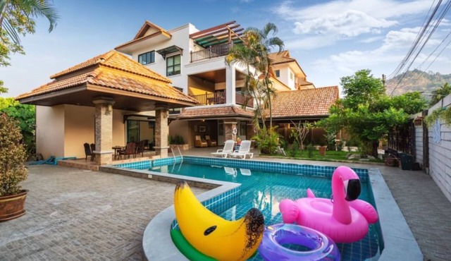Angel Pool Villa Phuket