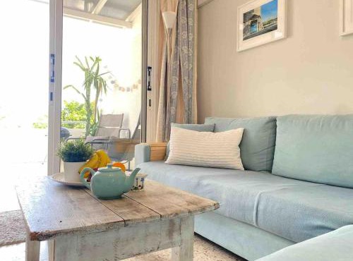 Angelina retreat close to beach