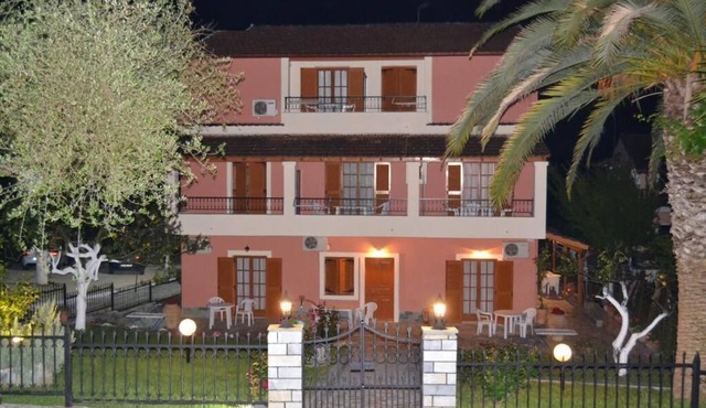 Anna Apartments