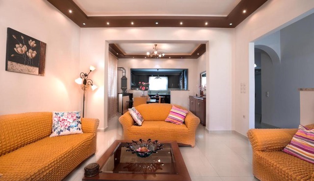 Anna's House