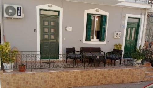 Anna's House