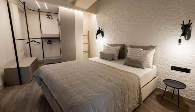 Annasa Apartments