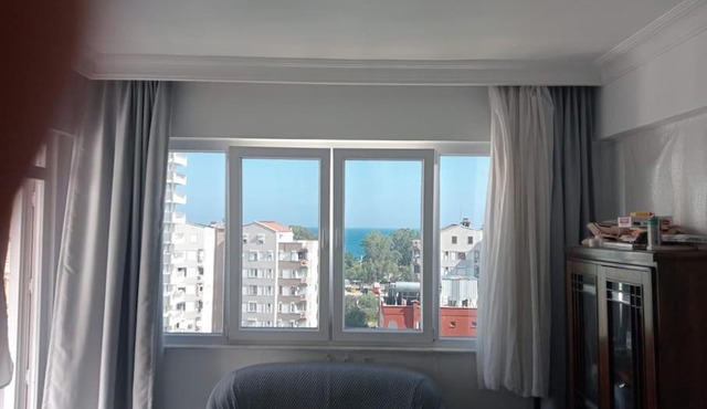 Antalya Lara sahil ev