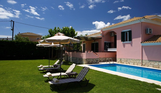 Anthemis Luxury Villas