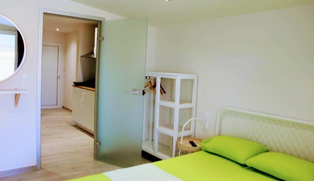 Anthia House