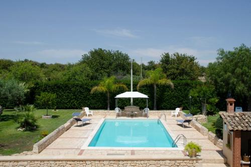 Antica Dimora Arancio Val Di Noto 10 minuti dal mare Free Parking