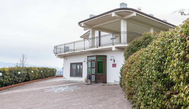 Antico Borgo Perrotta + Tripla