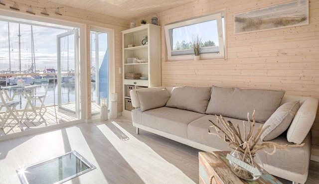 Antje Frieda Comfortable holiday residence