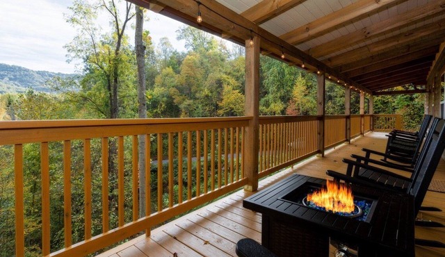 Antler View Ridge | Private Waynesville Mountain Retreat with Blue Ridge Views