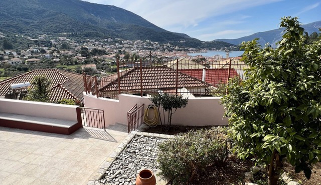 Antonios House Ithaka
