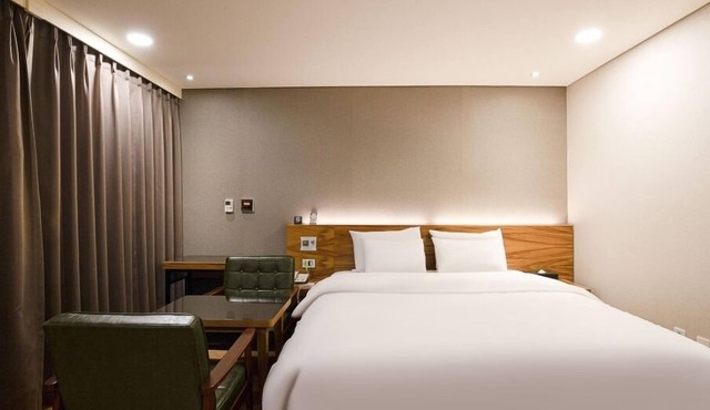 Anyang CNC Hotel