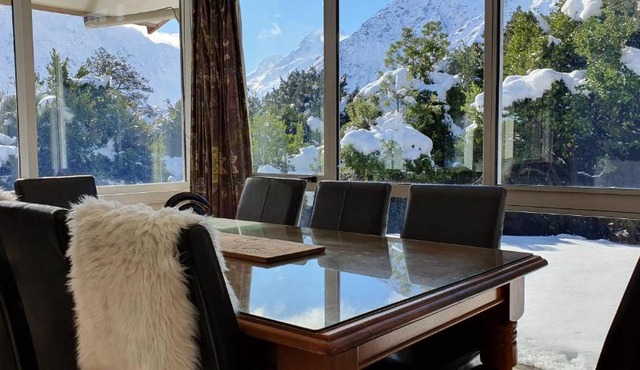 Aoraki Alpine Chalet