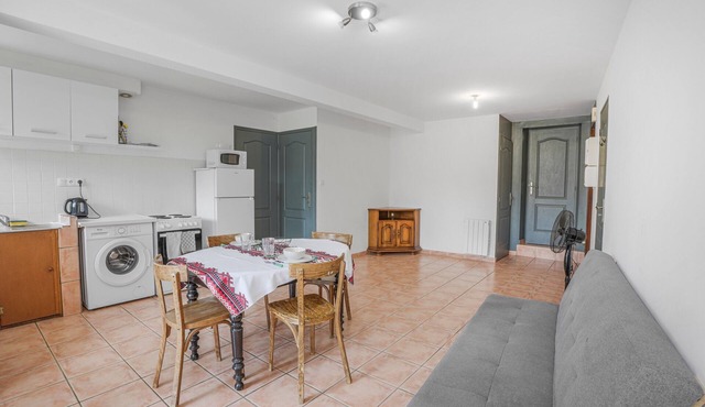 Apartment “Boni” with Balcony and Wi-Fi