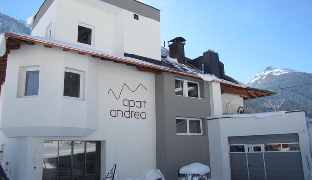 Apart Andrea