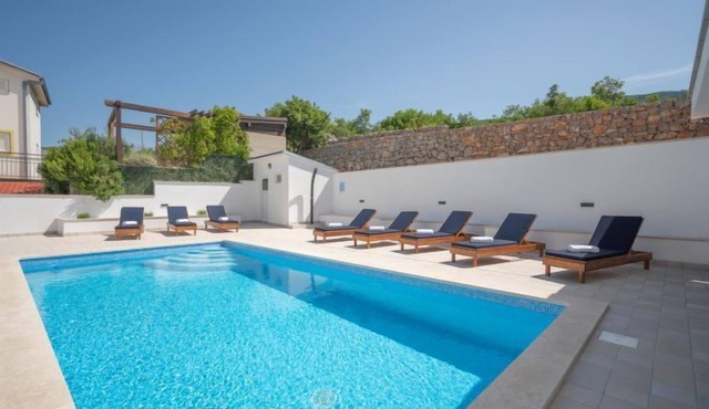 Apartment Josipa by Interhome