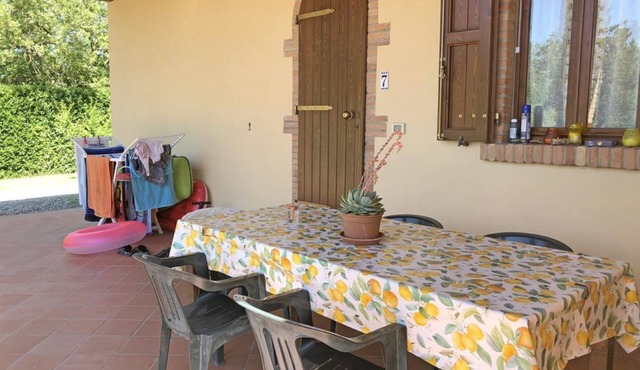 Apartment 'Appartamento 7' with Shared Pool, Wi-Fi and Air Conditioning