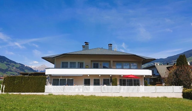 Apart Schiestl