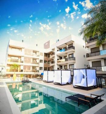 Apartamento Novinho na Praia de Palmas em Gov Celso Ramos