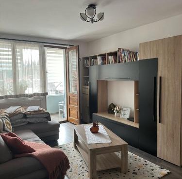 Apartament de închiriat