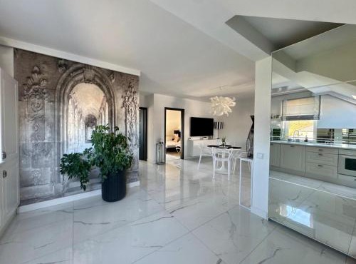 Apartament Polli