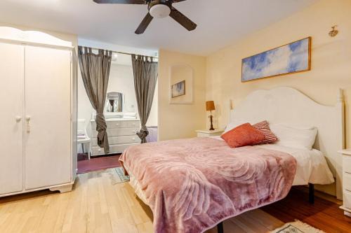 Apartamento abierto con patio