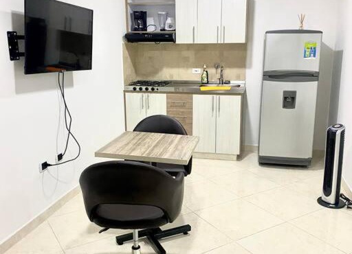 Apartamento completo cerca al CC Viva Envigado