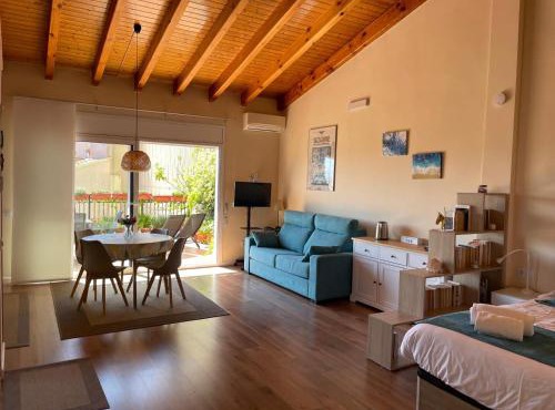 Apartamento con terraza Blanes playa, Costa Brava