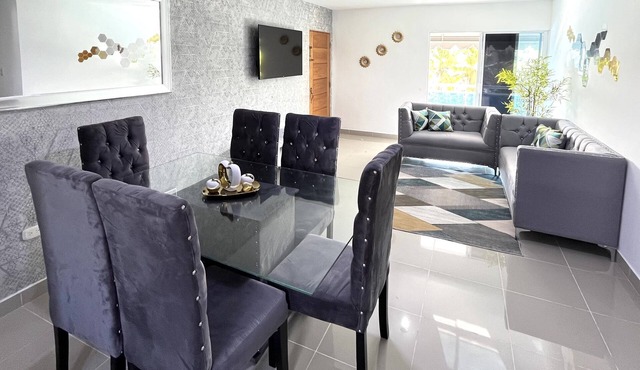Apartamento Próximo Av. España