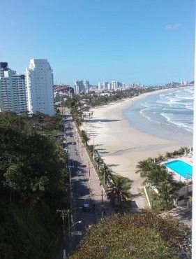 Apartamento frente para o Mar ,50 m da praia , ar condicionado todos quartos