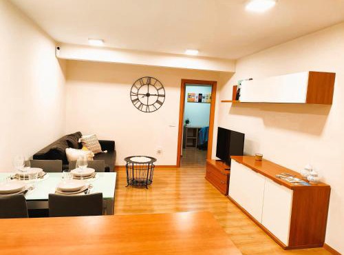 Apartamento Getafe Central-UC3M, Renfe-Metro SOL 18 MIN PARKING Business Friendly