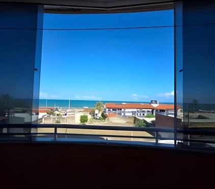 Apartamento interino com vista mar