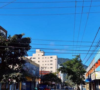 Apartamento no centro, com garagem e wi-fi