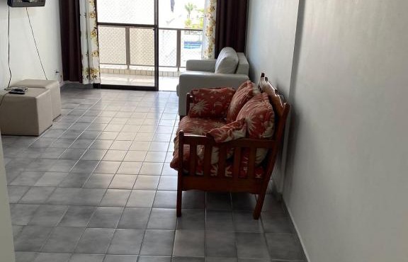 Apartamento Praia da Astúrias 2 dormitórios.