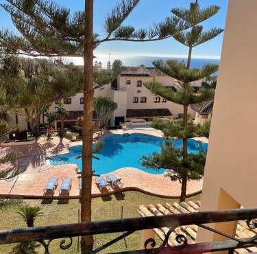 Apartamentos El Toro